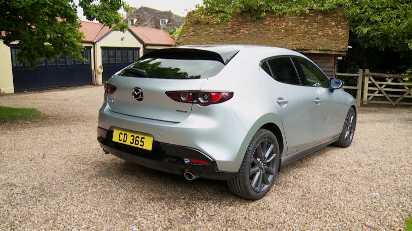 3433127 2.0 e-Skyactiv X MHEV [186] Centre-Line 5dr
