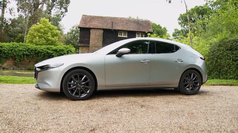 3433127 2.0 e-Skyactiv X MHEV [186] Centre-Line 5dr