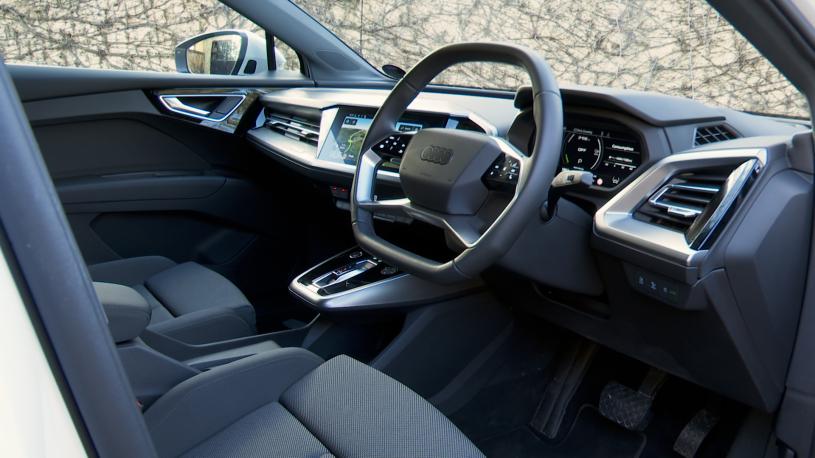 3432953 210kW 45 82kWh Sport 5dr Auto [Leather]