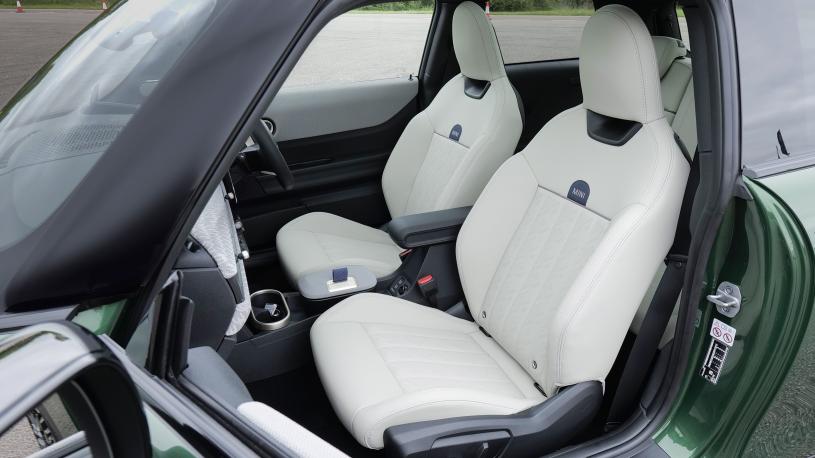 3433109 1.5 C Sport [Level 2] 3dr Auto