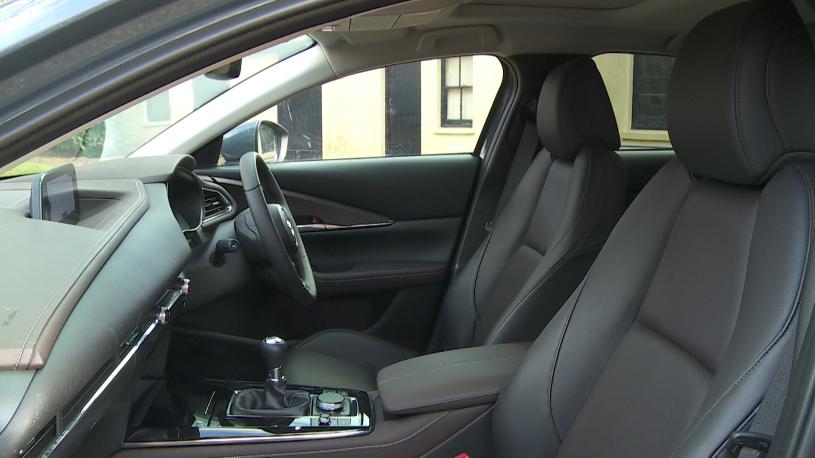 3433119 2.5 e-Skyactiv G MHEV [140] Centre-Line 5dr
