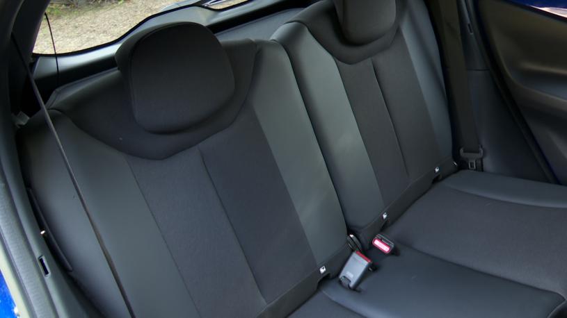 3433206 1.0 VVT-i Exclusive 5dr Auto [Canvas]