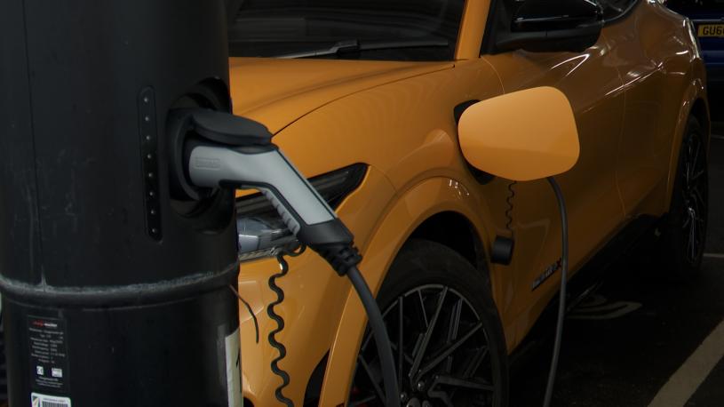 3433046 358kW GT 91kWh AWD 5dr Auto [Pan Roof]